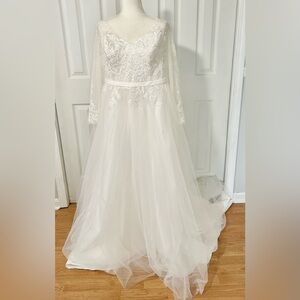 Wedding dress gown Davids bridal woman plus size 16W ballgown formal